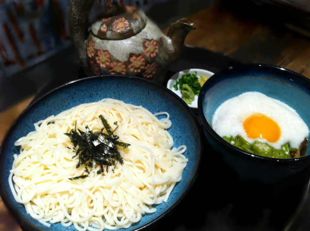 冷やし五島うどん　トッピングネバネバ！